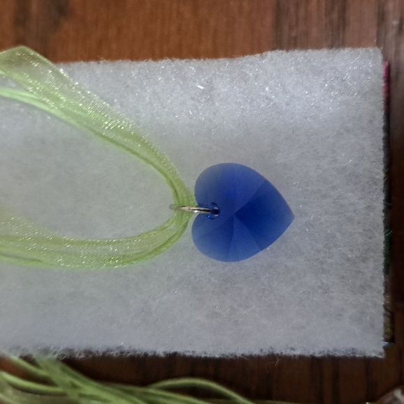 Tropical Waters Crystal Heart Necklace - Picture 5 of 5